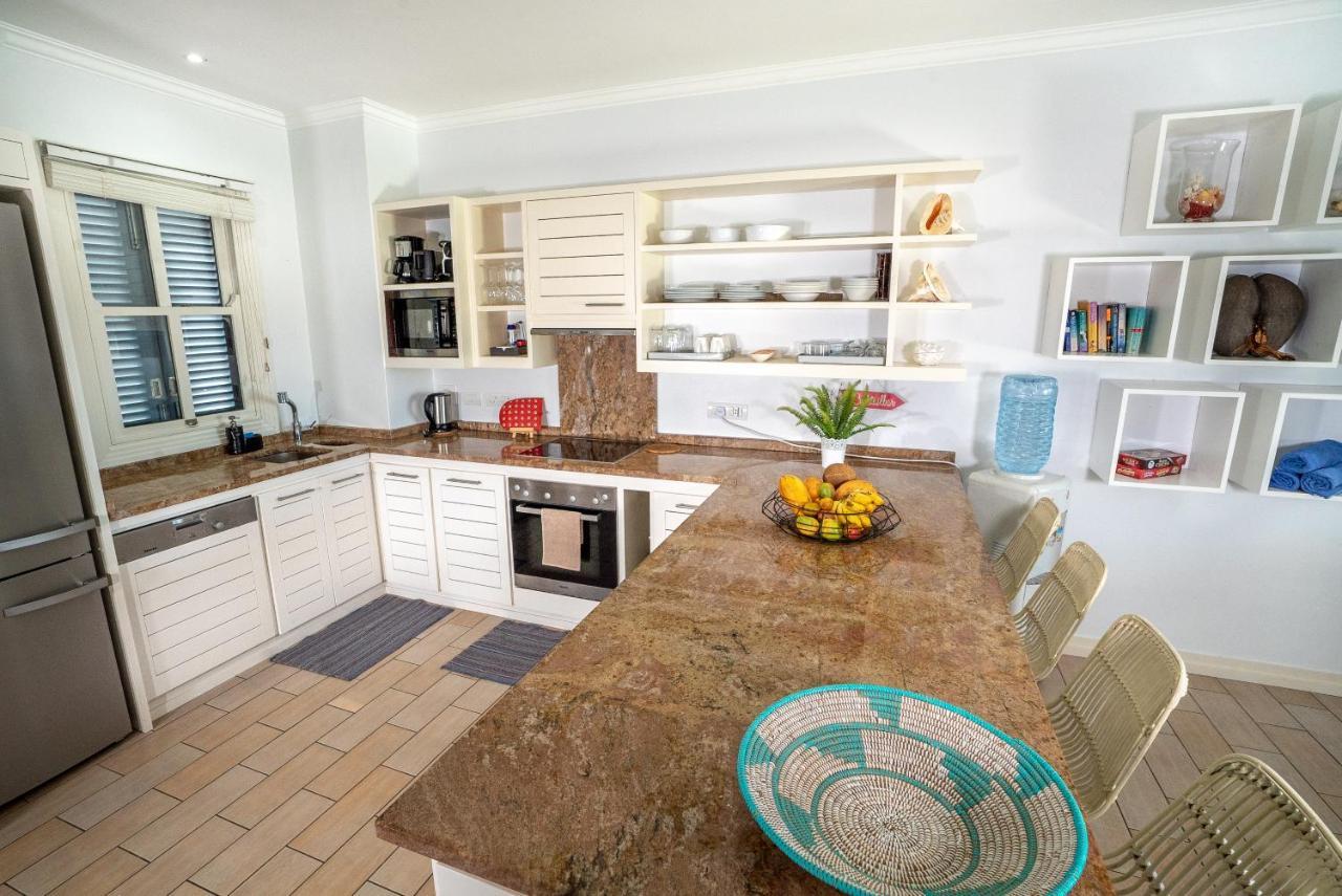 P146A13 - Eden Island Self Catering Apartment Self Check In Exterior foto